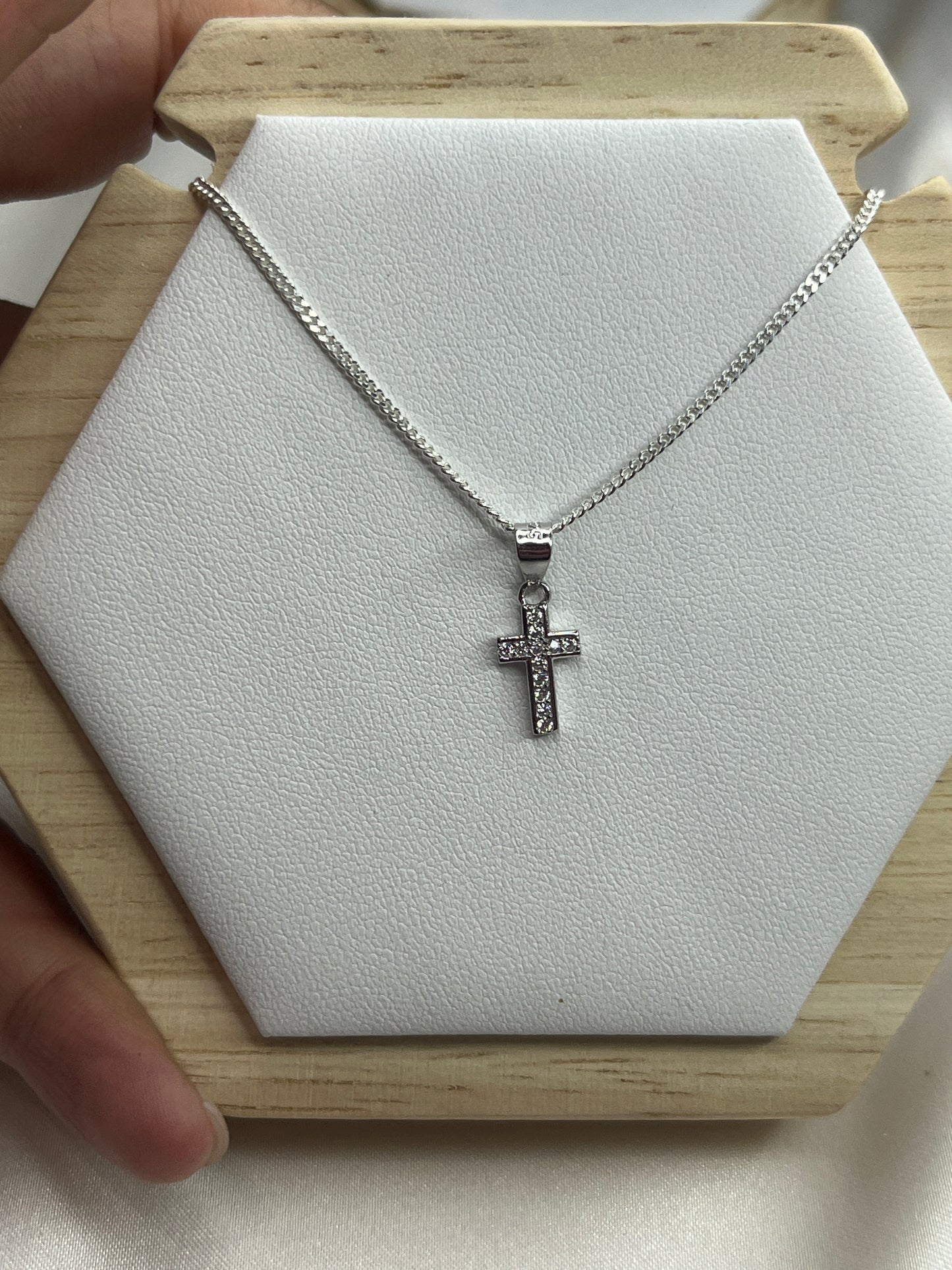 Small cross chain