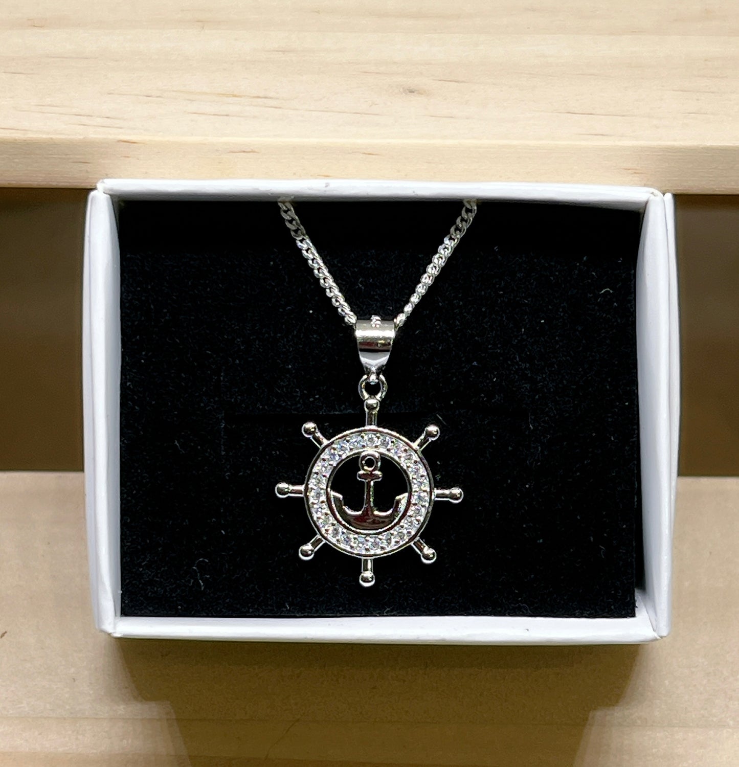 Anchor Necklce