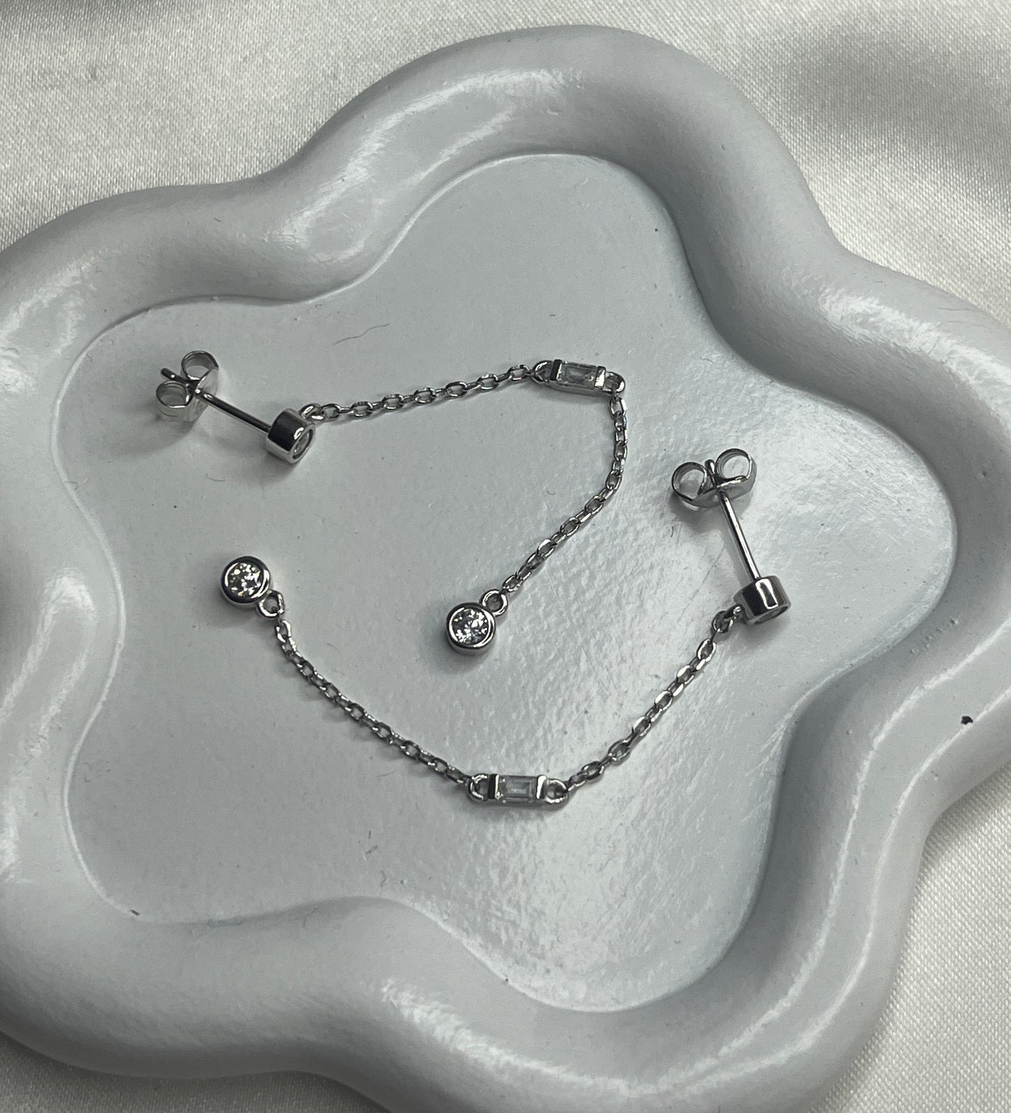 Dainty long earrings