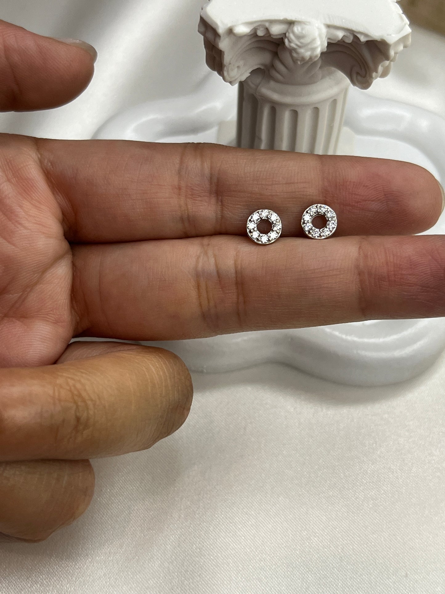 Donut Studs