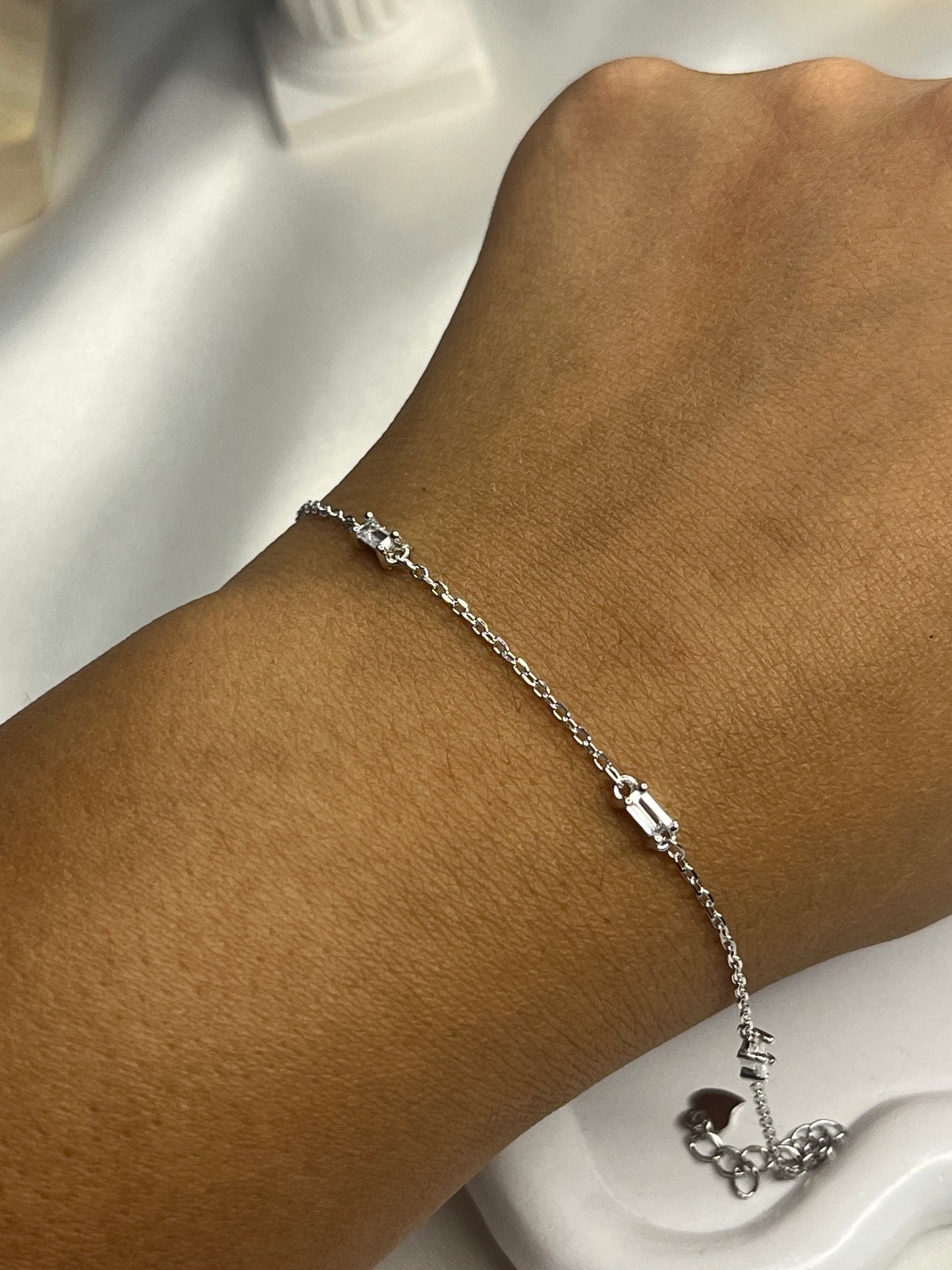 Dainty bracelet