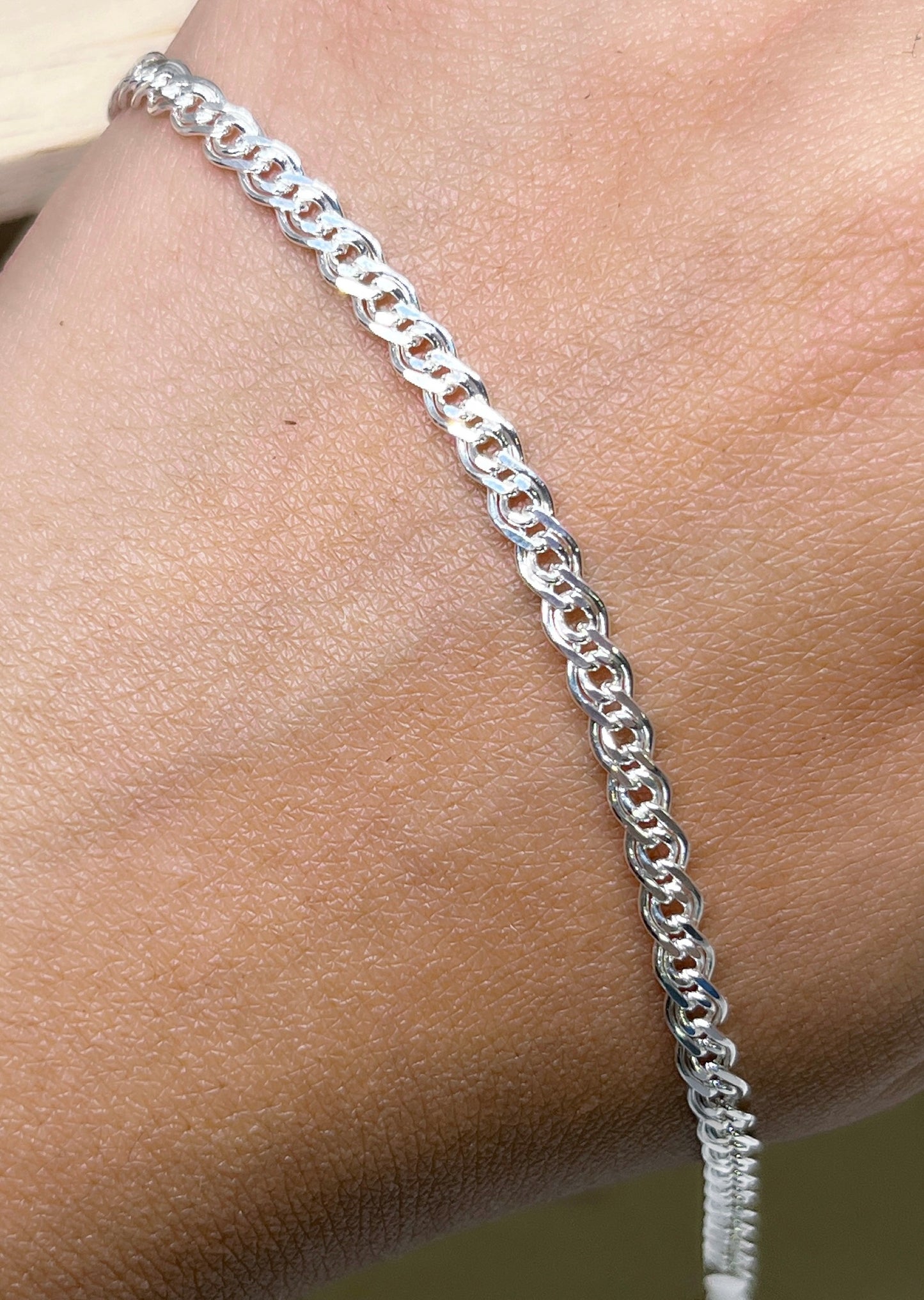 Double curb bracelet