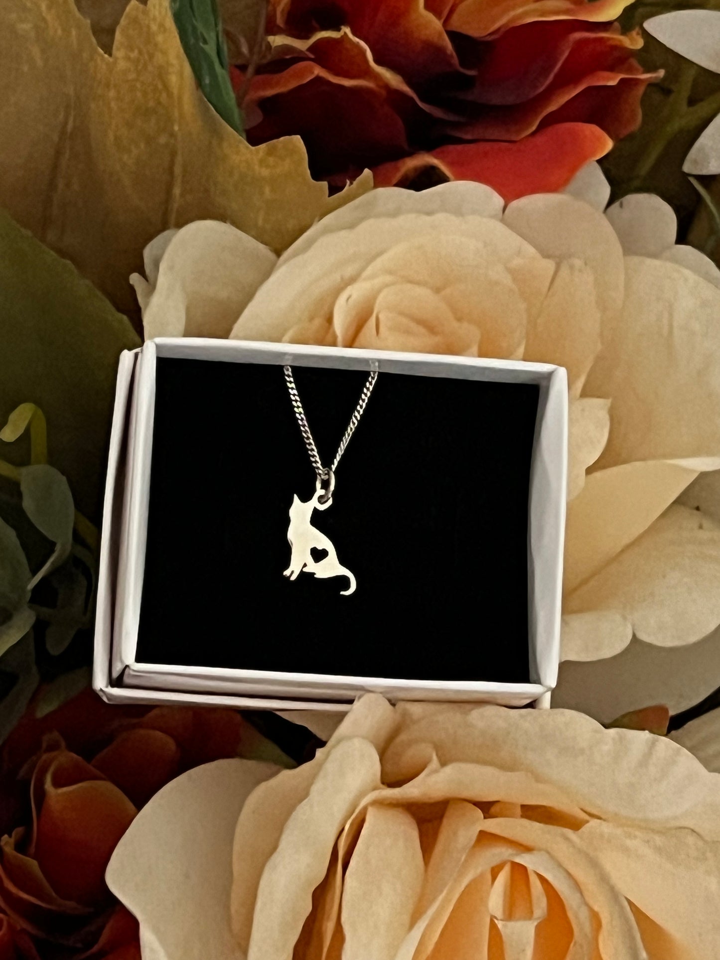 Sitting Cat Necklace (1cm)- Handmade - By order only