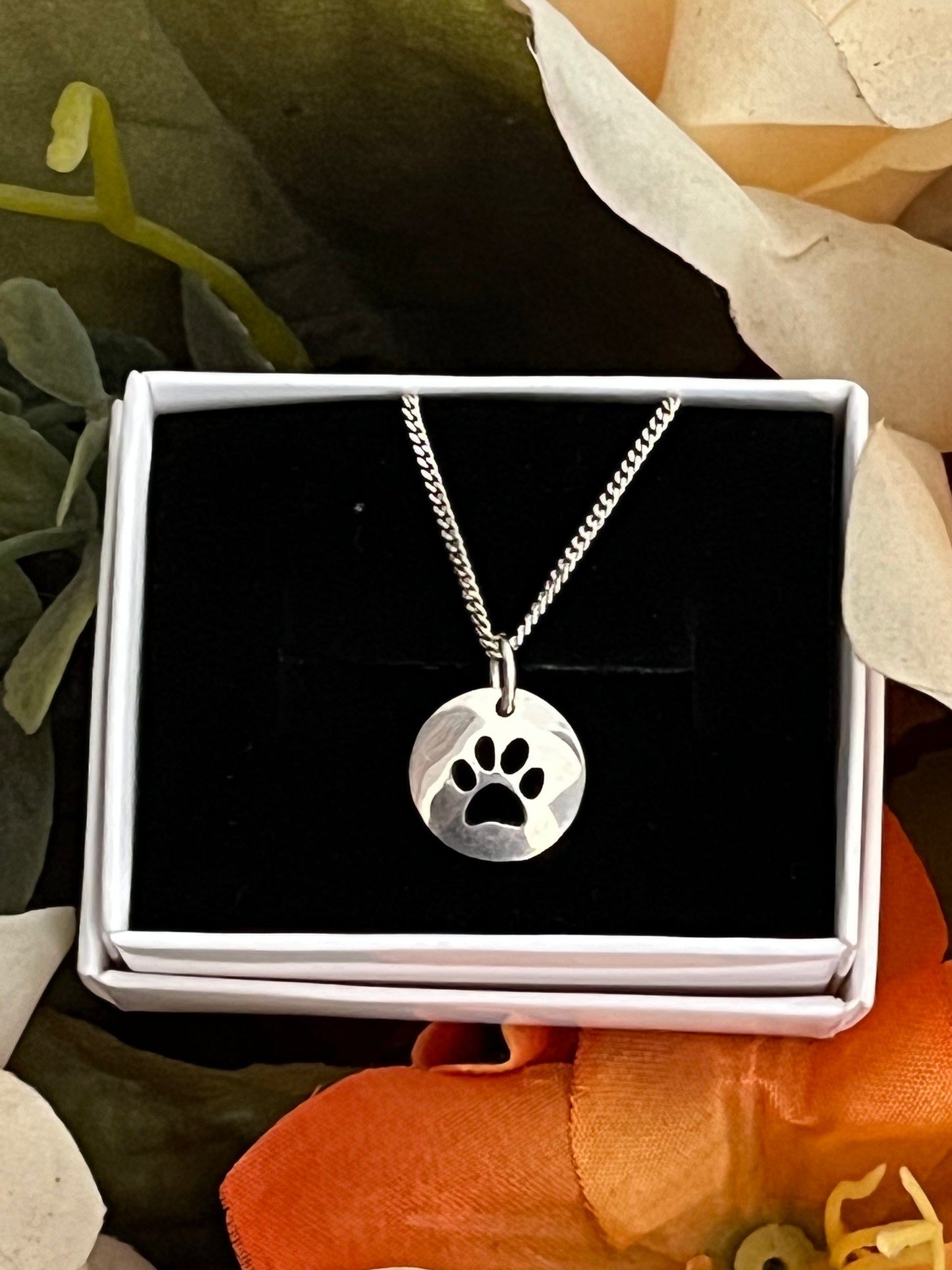 Disc Paw necklace - Handmade - By order only