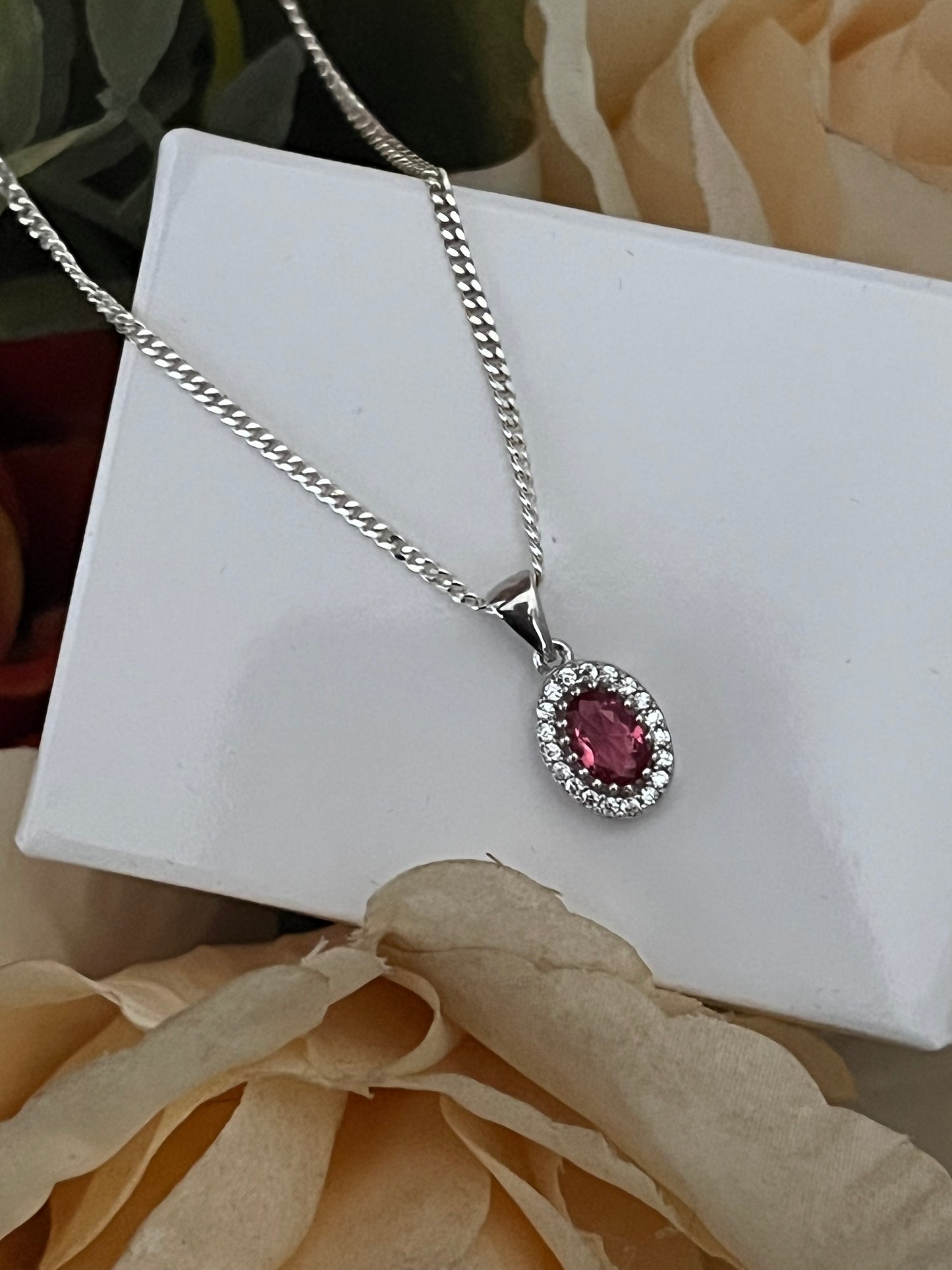 Oval necklace - Red