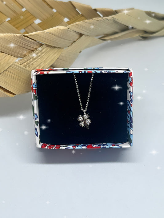 Clover Necklace