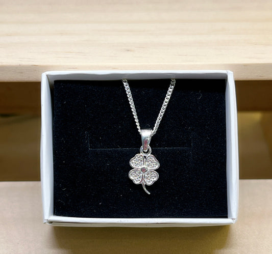 Clover Necklace