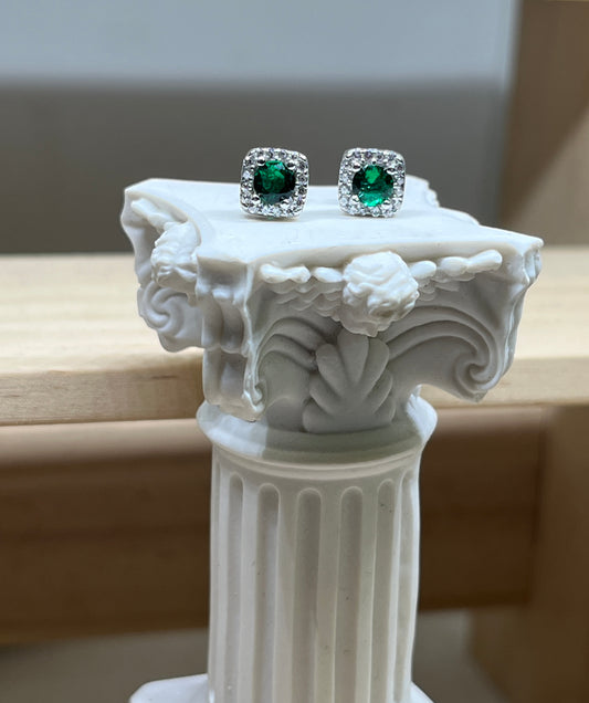 Square 4 claw Fancy Earrings