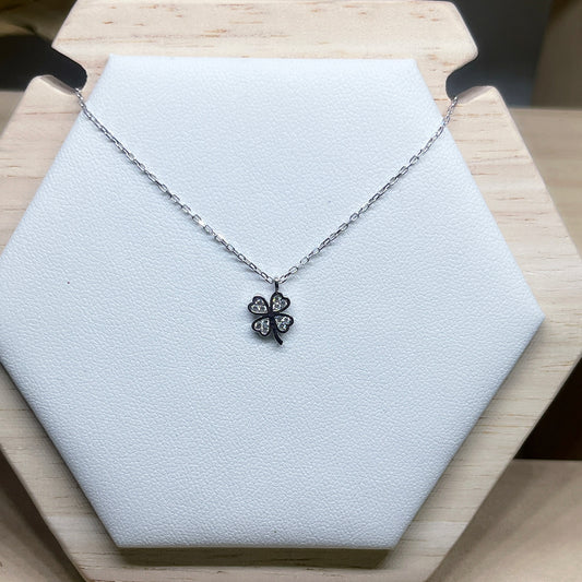 Clover Necklace