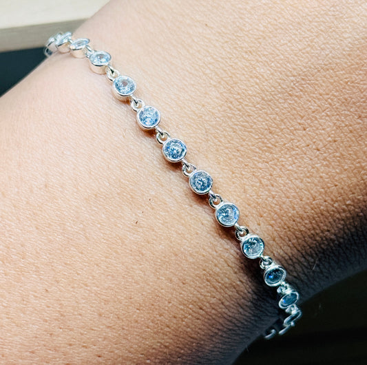 Tube Link bracelet - clear stones
