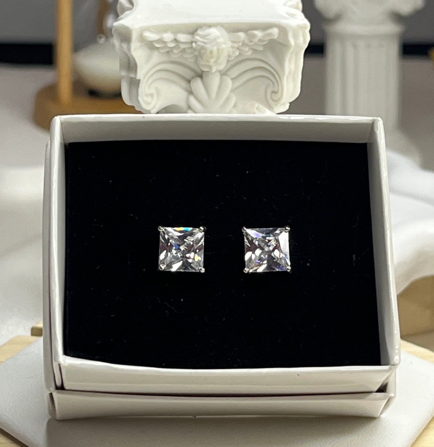 Square cz studs - 7mm