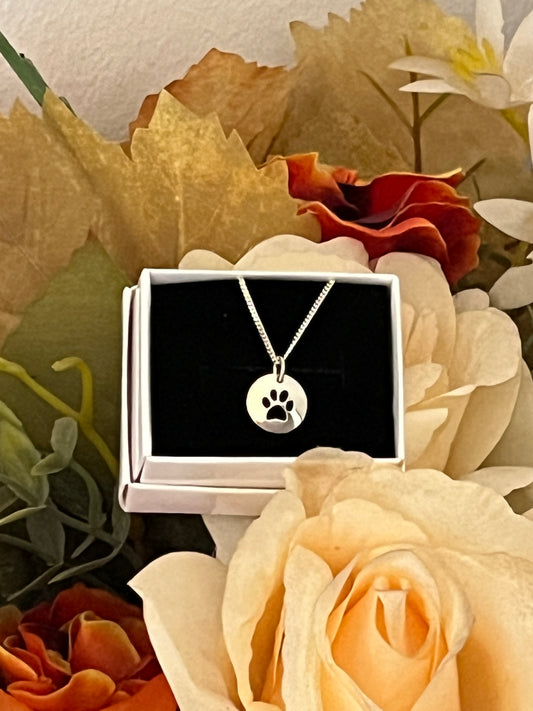 Disc Paw necklace - Handmade - By order only